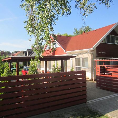 Elso Fecske Apartmanok Siófok Exteriör bild