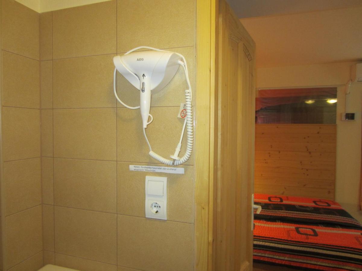 Elso Fecske Apartmanok Siófok Exteriör bild