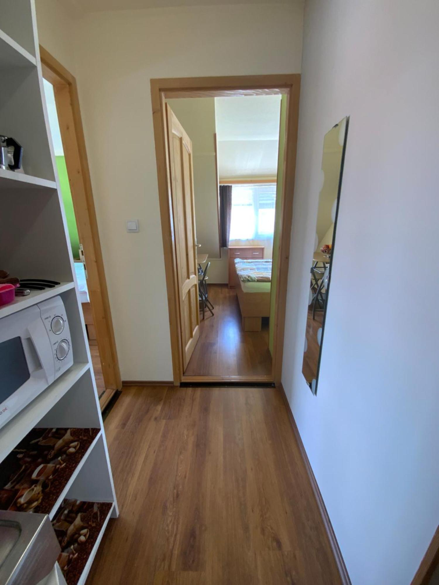 Elso Fecske Apartmanok Siófok Exteriör bild